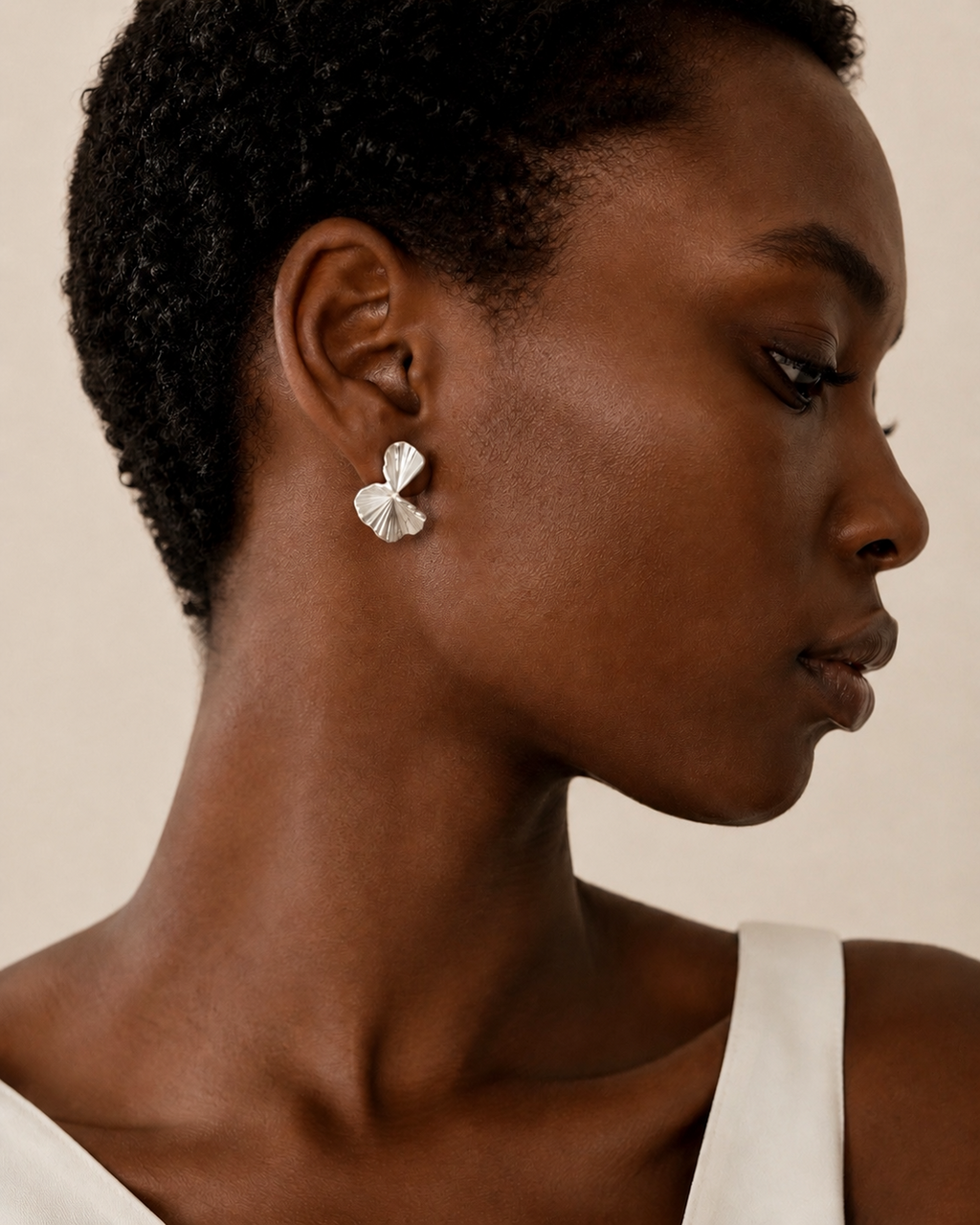 Pleat Studs